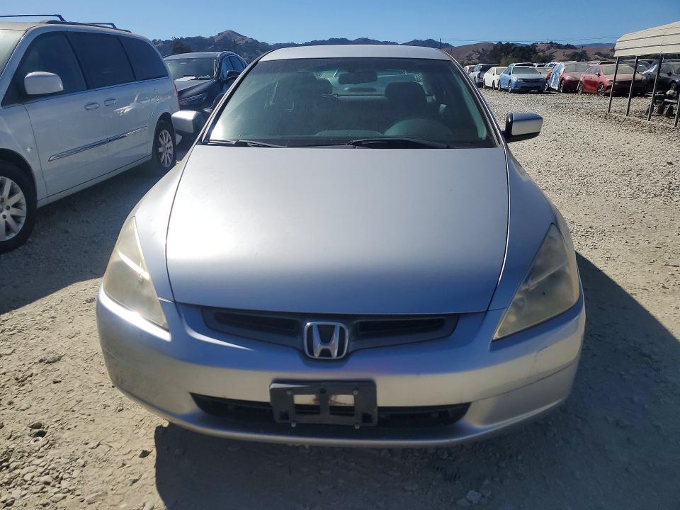 Photo 5 from auction – 2004 HONDA ACCORD with VIN JHMCM56354C008727