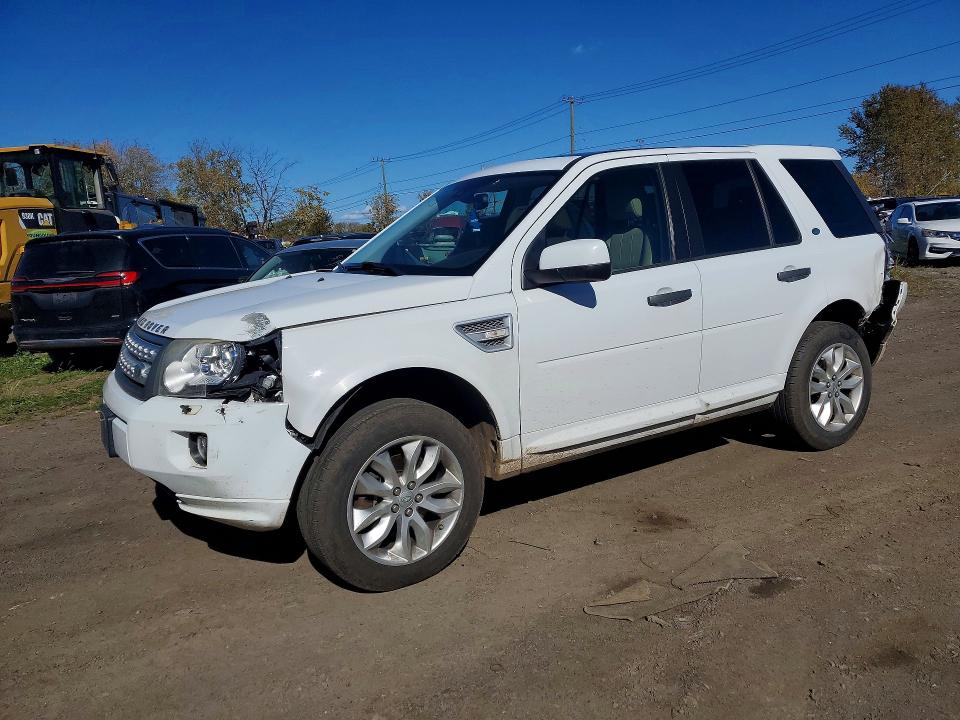 Photo 1 from auction – 2011 LAND ROVER LR2 with VIN SALFR2BN6BH220230