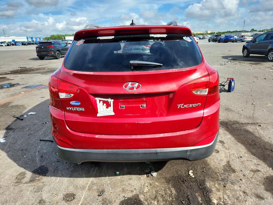 Снимка 6 от търг – 2011 HYUNDAI TUCSON с VIN KM8JU3AC5BU174219