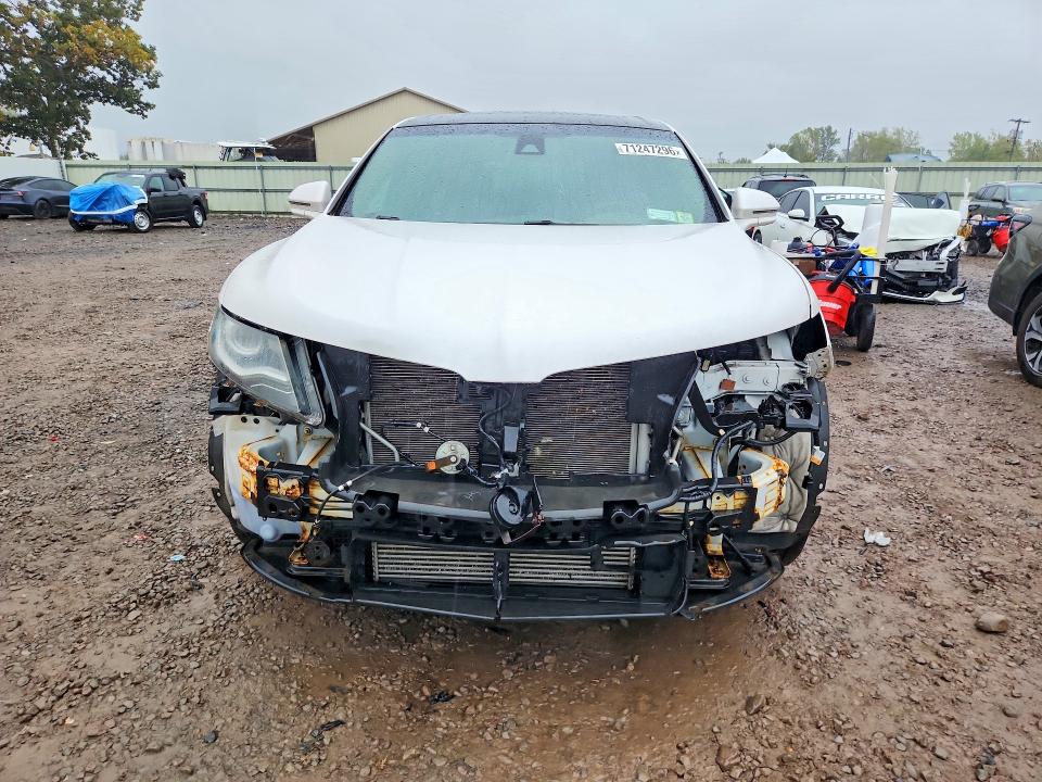 Photo 5 from auction – 2017 LINCOLN MKX with VIN 2LMPJ8LP7HBL24785