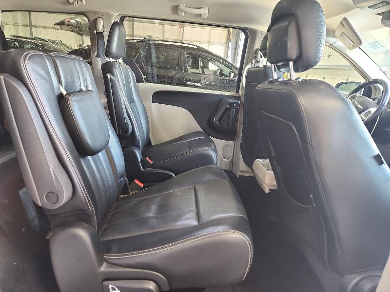 Снимка 11 от търг – 2015 CHRYSLER TOWN & COUNTRY с VIN 2C4RC1BG4FR588613