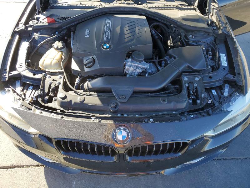 Снимка 11 от търг – 2013 BMW 335 с VIN WBA3A9C50DF475525