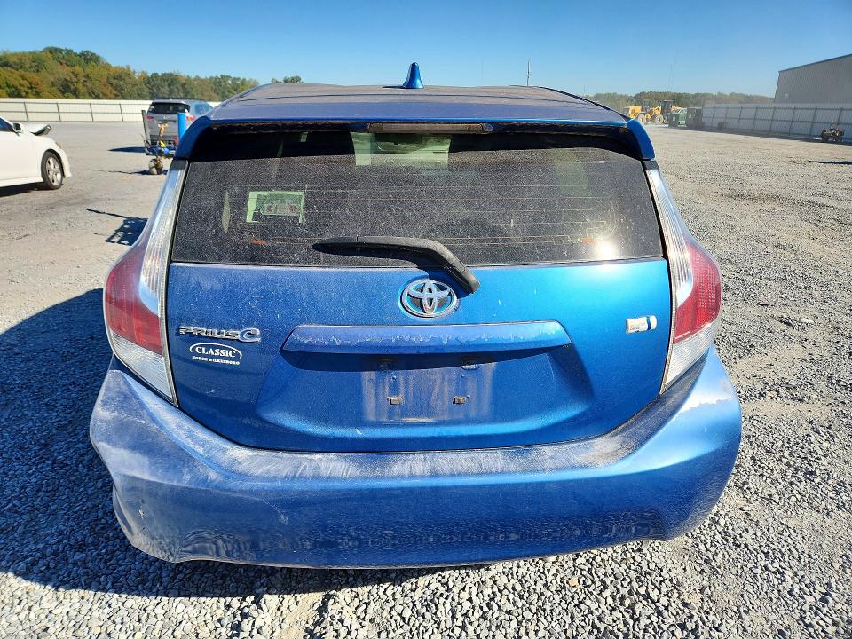 Снимка 6 от търг – 2015 TOYOTA PRIUS C с VIN JTDKDTB30F1101564