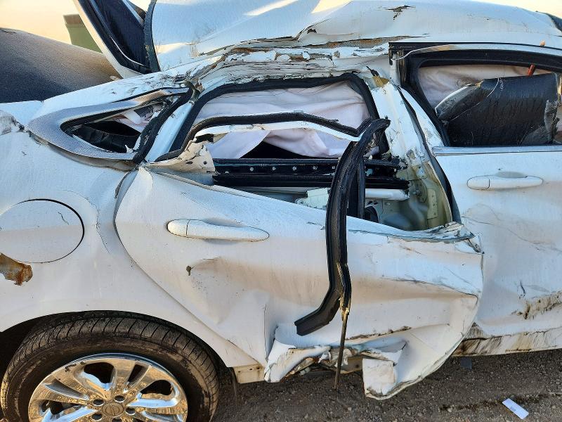 Снимка 10 от търг – 2015 CHRYSLER 200 с VIN 1C3CCCAB1FN583619