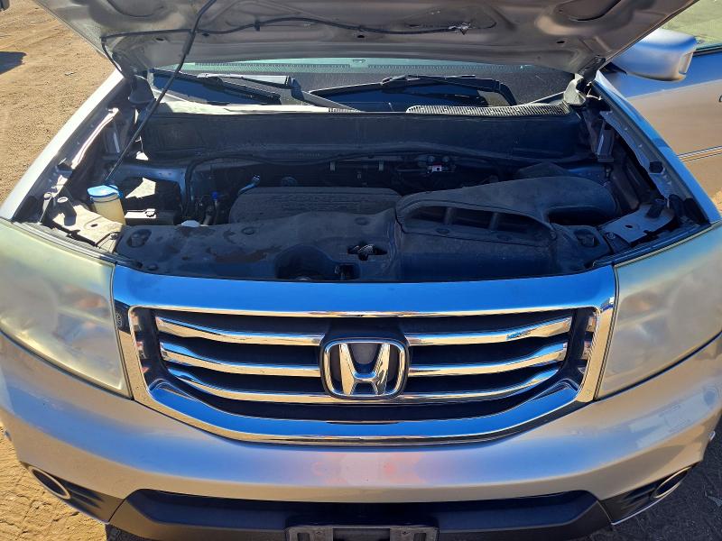 Photo 12 from auction – 2015 HONDA PILOT with VIN 5FNYF4H92FB036228