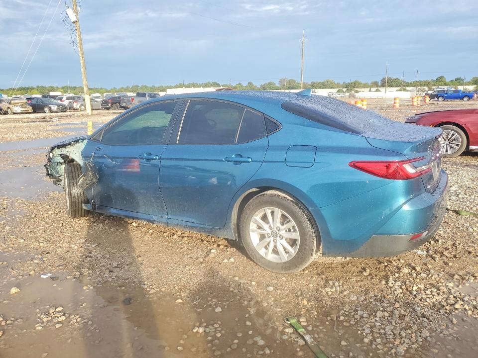 Zdjęcie 2 z aukcji – 2026 TOYOTA CAMRY z VIN 4T1DAACK6TU708845