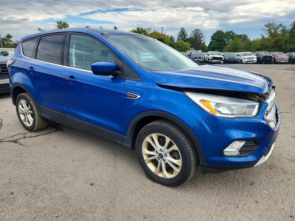 Zdjęcie 4 z aukcji – 2017 FORD ESCAPE z VIN 1FMCU9GD8HUE00256