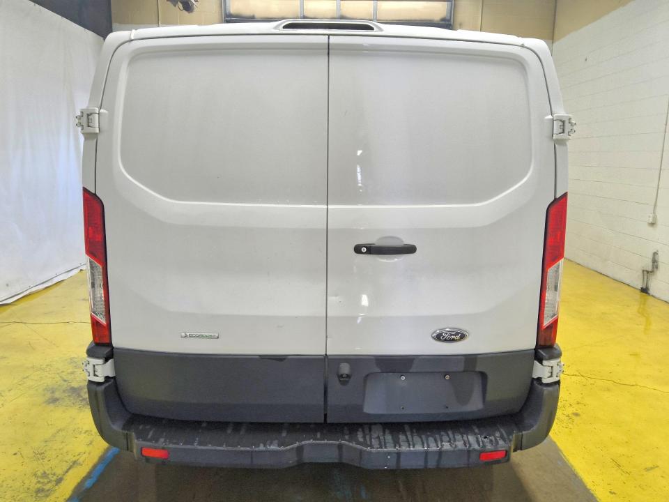 Photo 6 from auction – 2018 FORD TRANSIT with VIN 1FTYE1ZG7JKA31388
