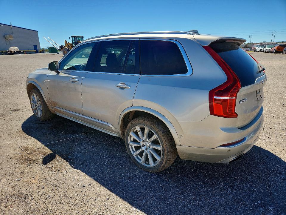 Zdjęcie 2 z aukcji – 2016 VOLVO XC90 z VIN YV4A22PL1G1017921