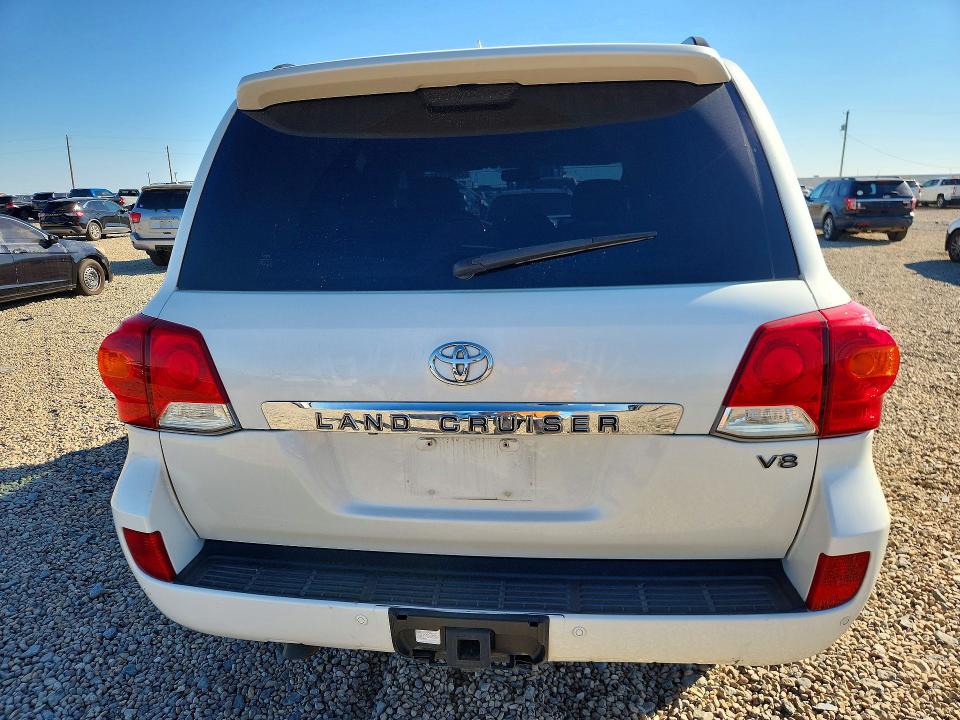 Снимка 6 от търг – 2013 TOYOTA LAND CRUISER с VIN JTMHY7AJ6D4013717