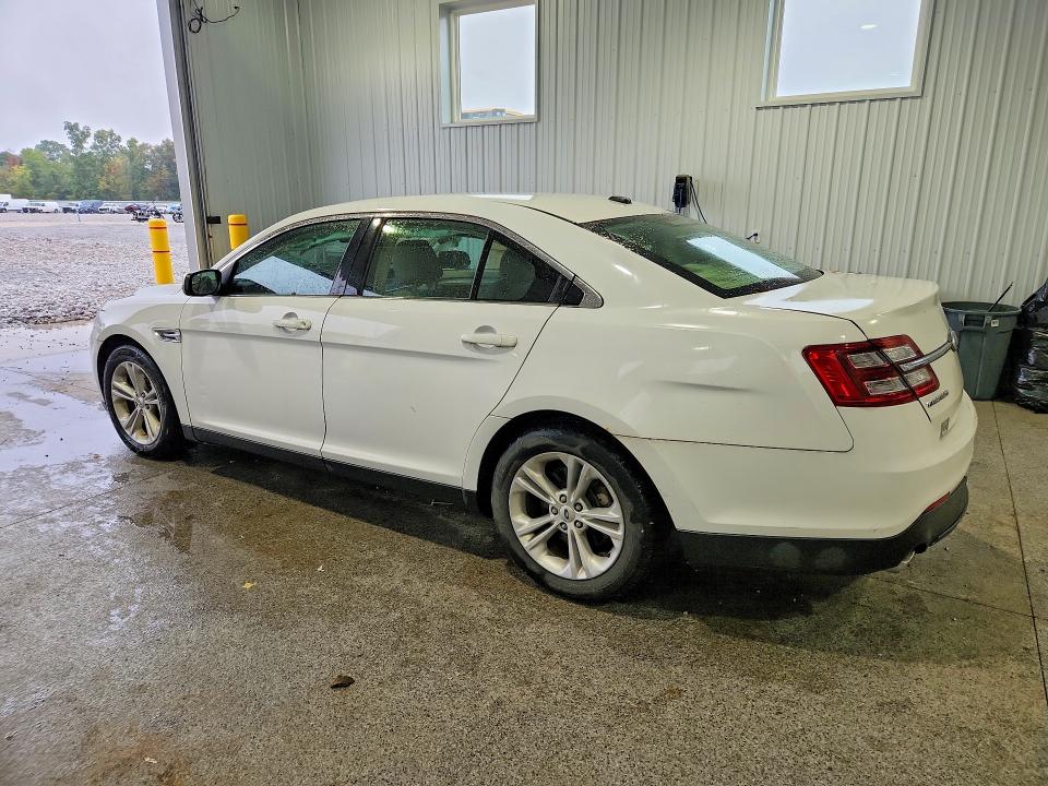 Снимка 2 от търг – 2013 FORD TAURUS с VIN 1FAHP2E80DG152159