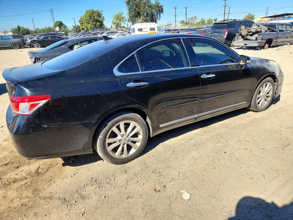 Фото 3 с аукциона – 2011 LEXUS ES с VIN JTHBK1EGXB2424838