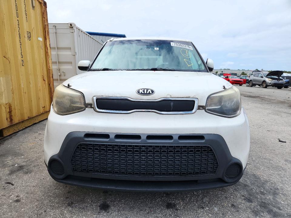 Снимка 5 от търг – 2015 KIA SOUL с VIN KNDJN2A29F7813161