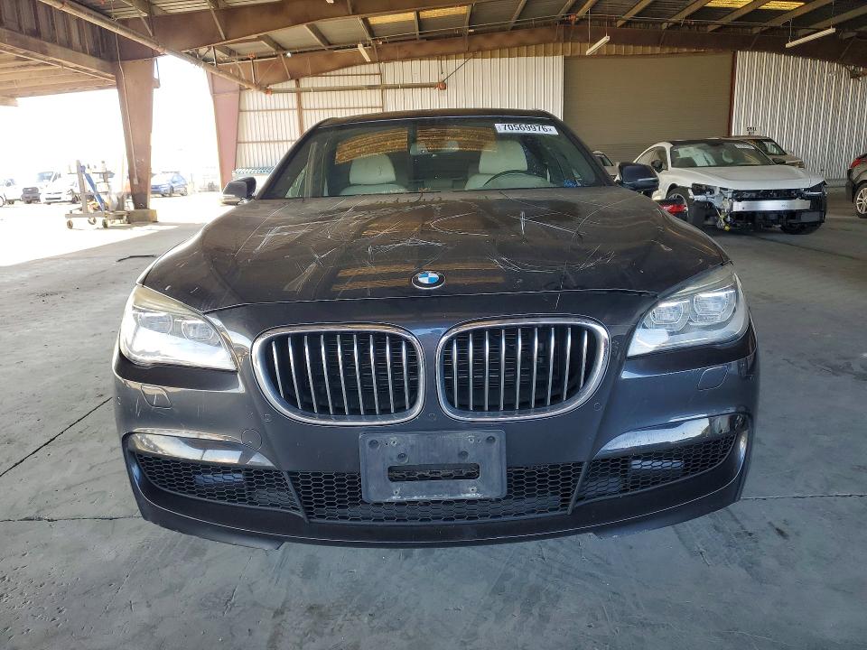 Photo 5 from auction – 2014 BMW 750 with VIN WBAYE8C57ED136357