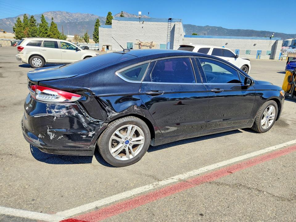 Фото 3 с аукциона – 2018 FORD FUSION с VIN 3FA6P0HD9JR158762