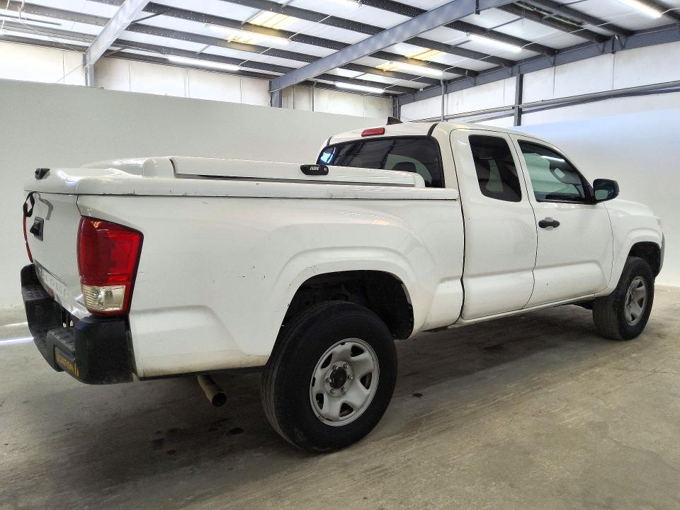 Photo 3 from auction – 2020 TOYOTA TACOMA with VIN 3TYRX5GN8LT005180