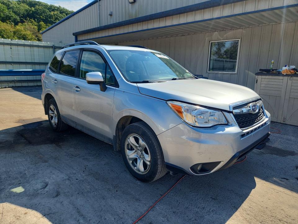 Фото 4 с аукциона – 2016 SUBARU FORESTER с VIN JF2SJAFC1GH552326