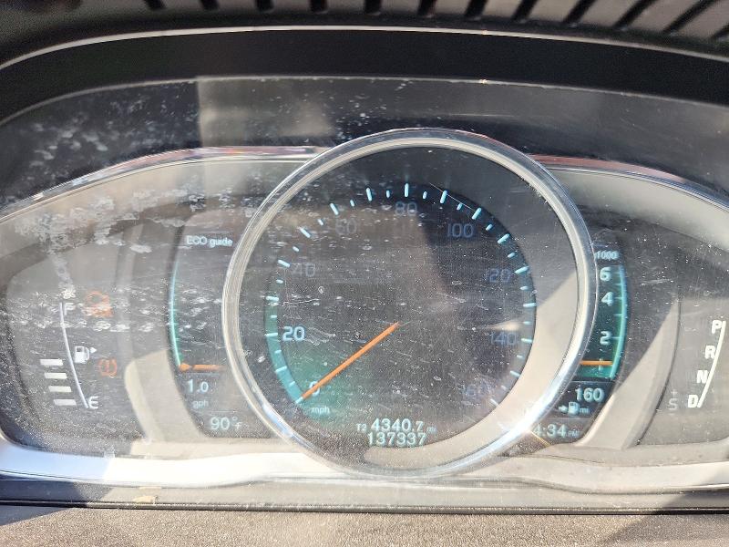 Zdjęcie 9 z aukcji – 2015 VOLVO XC60 z VIN YV4612RK7F2632687