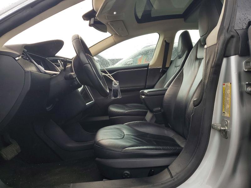 Снимка 7 от търг – 2013 TESLA MODEL S с VIN 5YJSA1CN4DFP04115