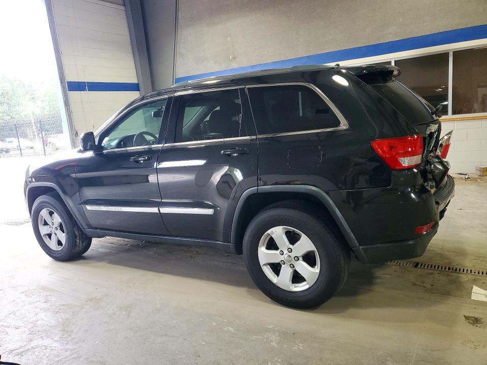 Снимка 2 от търг – 2013 JEEP GRAND CHEROKEE с VIN 1C4RJFAGXDC650106
