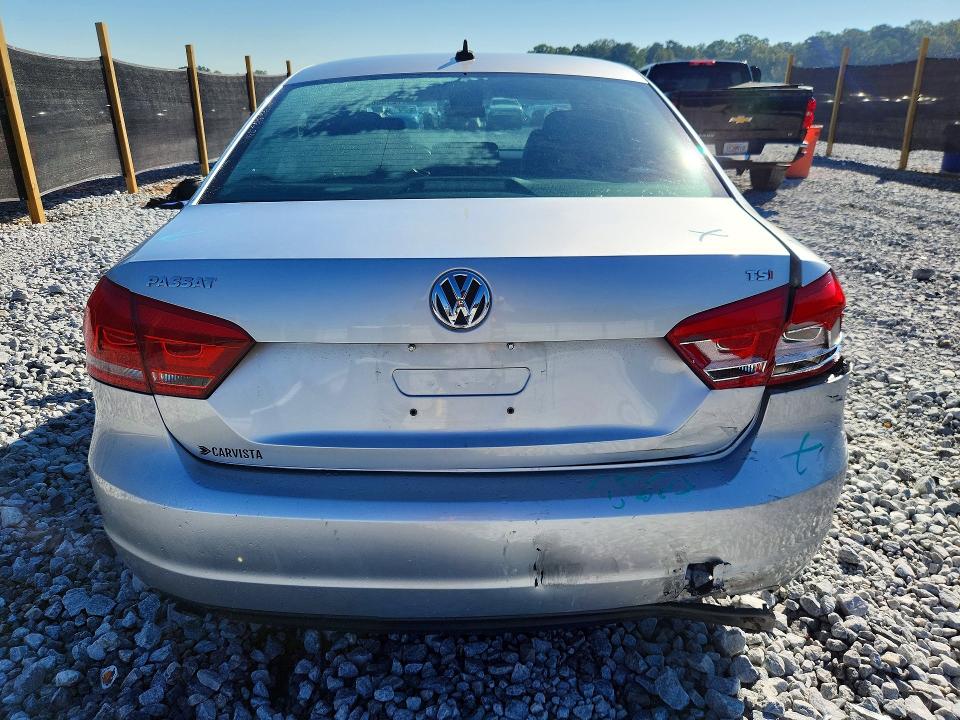 Снимка 6 от търг – 2015 VOLKSWAGEN PASSAT с VIN 1VWAT7A32FC074523