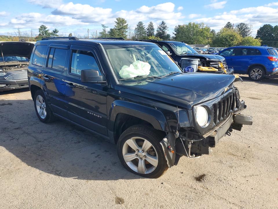 Zdjęcie 4 z aukcji – 2015 JEEP PATRIOT z VIN 1C4NJRFB3FD303811