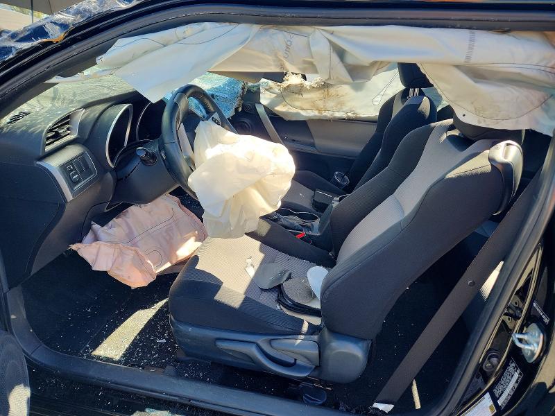Photo 7 from auction – 2015 SCION TC with VIN JTKJF5C78FJ001983