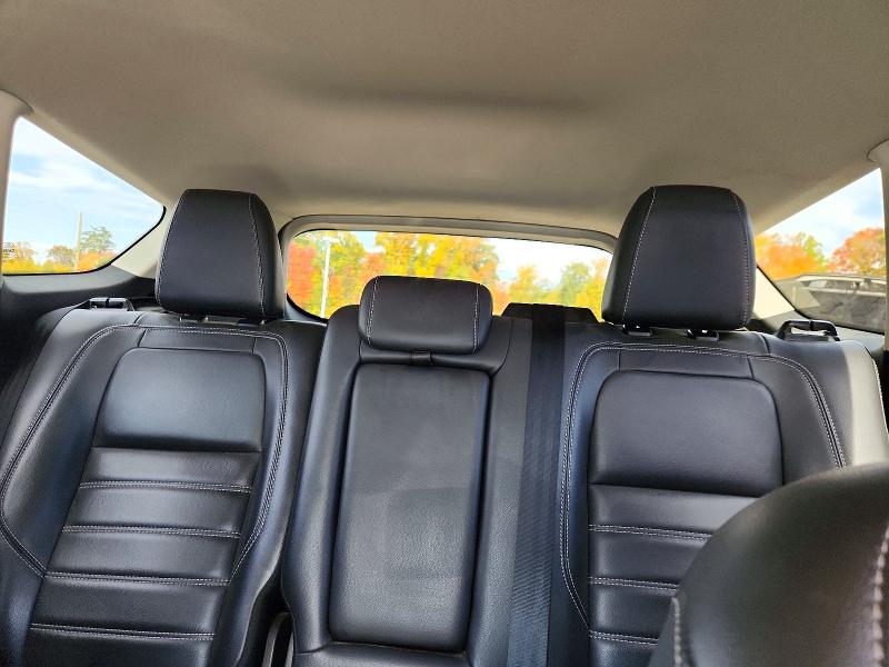 Photo 10 from auction – 2019 FORD ESCAPE with VIN 1FMCU9HD9KUA66096