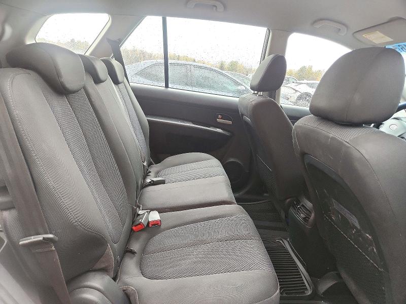 Foto 11 de la subasta – 2009 KIA RONDO con VIN KNAFG528697280949