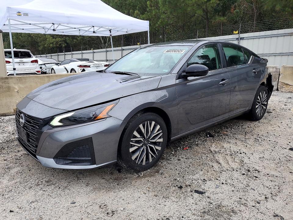 NISSAN ALTIMA 2026 with VIN 1N4BL4DW3TN304460 - Photo from auction