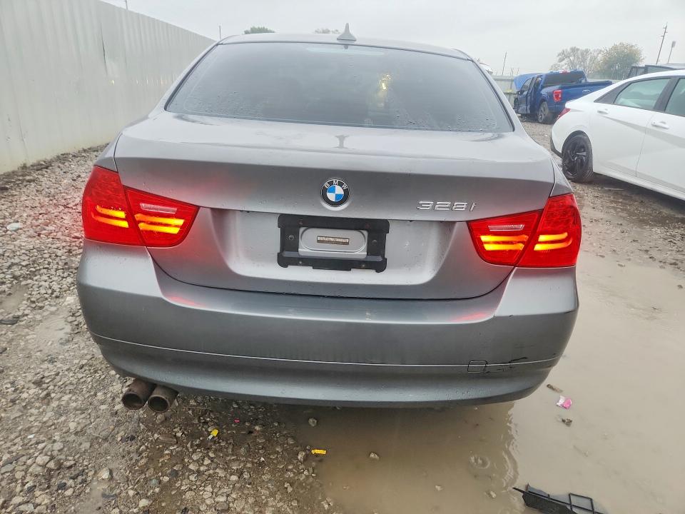 Фото 6 с аукциона – 2010 BMW 328 с VIN WBAPK5C58AA653407