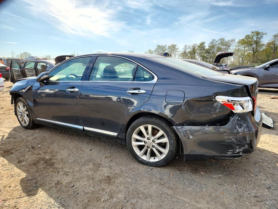 Снимка 2 от търг – 2011 LEXUS ES с VIN JTHBK1EG3B2463500