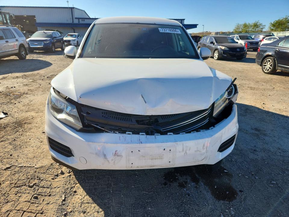 Снимка 5 от търг – 2013 VOLKSWAGEN TIGUAN с VIN WVGCV3AX6DW587914