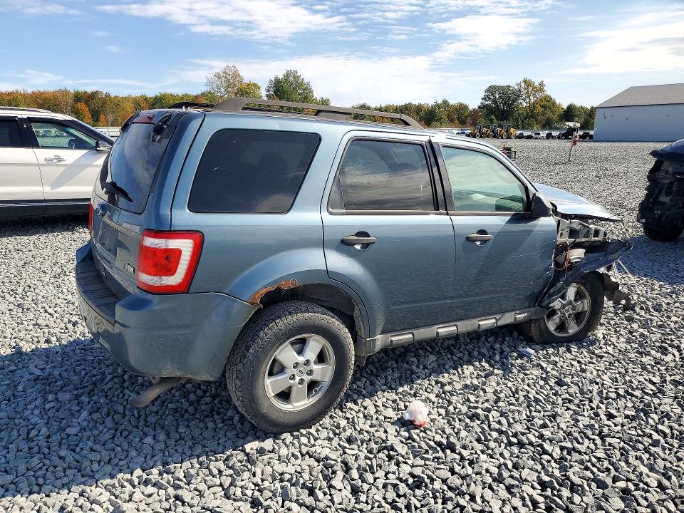 Фото 3 с аукциона – 2010 FORD ESCAPE с VIN 1FMCU0DG0AKB42939