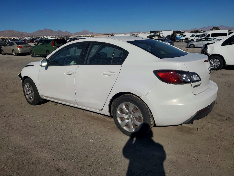 Снимка 2 от търг – 2010 MAZDA 3 с VIN JM1BL1SG7A1240402