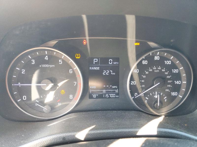 Снимка 9 от търг – 2017 HYUNDAI ELANTRA с VIN KMHD74LF5HU116511