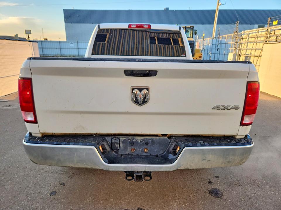 Снимка 6 от търг – 2023 RAM 1500 CLASSIC с VIN 3C6RR7KG8PG657769