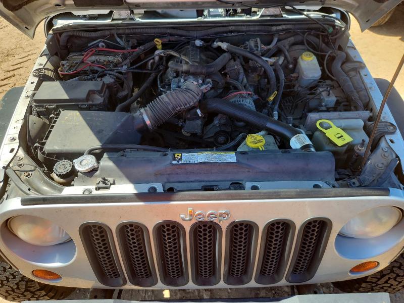 Снимка 11 от търг – 2010 JEEP WRANGLER UNLIMITED с VIN 1J4BA5H12AL109831