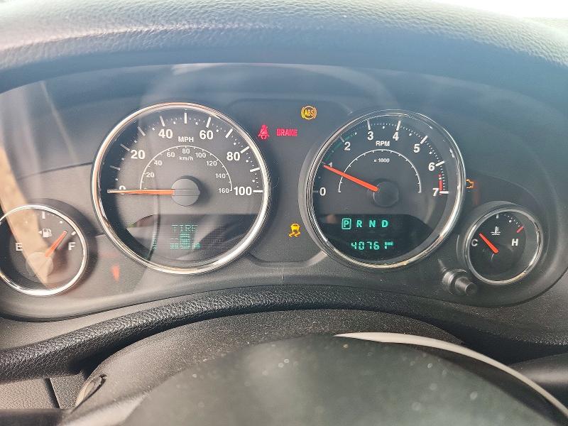 Снимка 9 от търг – 2016 JEEP WRANGLER UNLIMITED с VIN 1C4BJWEG9GL332865