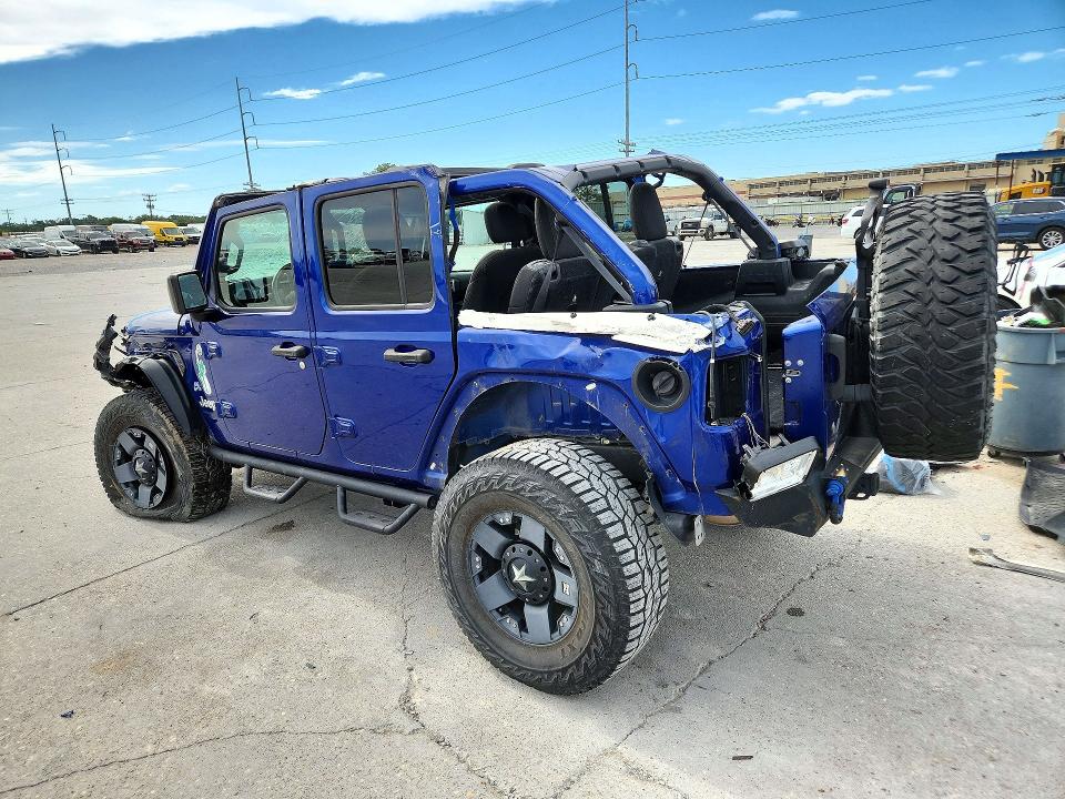 Снимка 2 от търг – 2018 JEEP WRANGLER UNLIMITED с VIN 1C4HJXDN3JW283605
