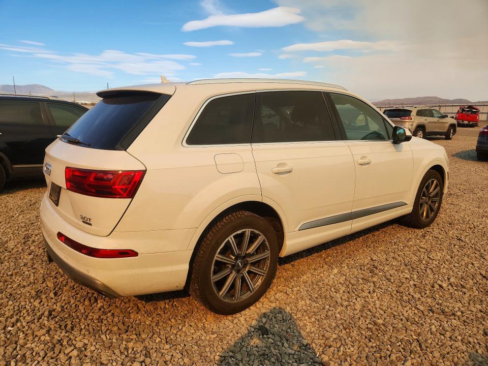 Фото 3 с аукциона – 2018 AUDI Q7 с VIN WA1VAAF70JD041102