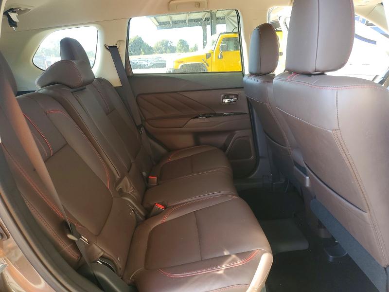 Снимка 10 от търг – 2018 MITSUBISHI OUTLANDER с VIN JA4J24A52JZ044962