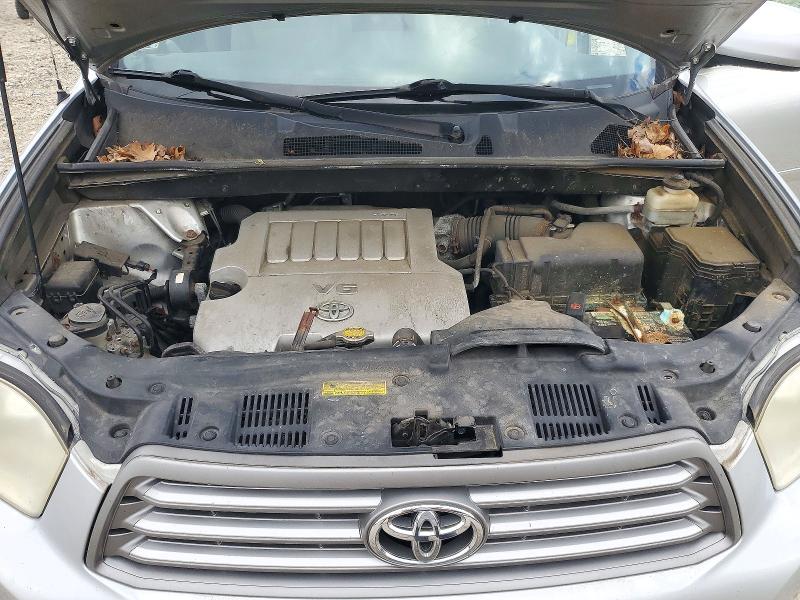 Photo 12 from auction – 2010 TOYOTA HIGHLANDER with VIN 5TDBK3EH4AS016493