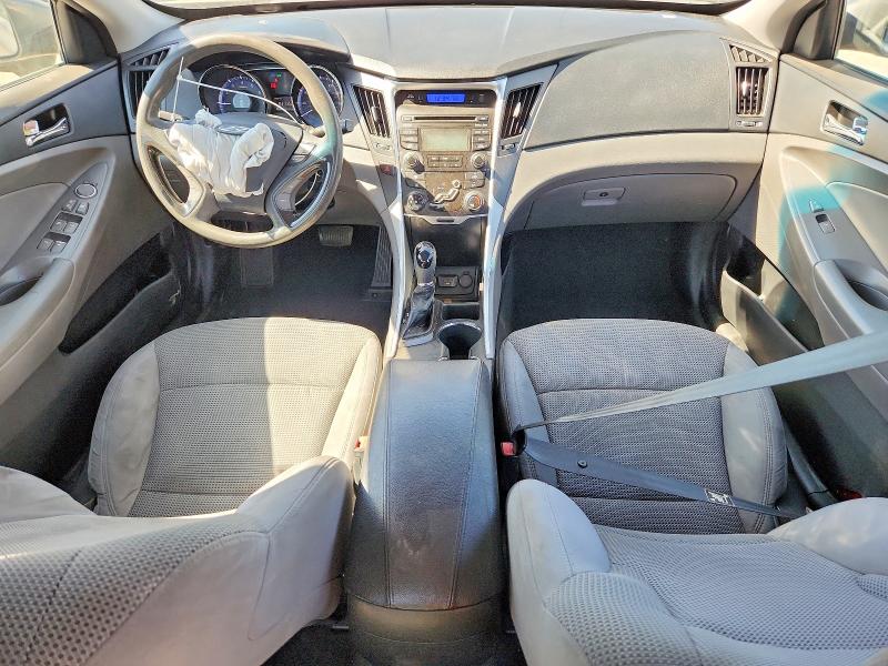 Photo 8 from auction – 2013 HYUNDAI SONATA with VIN 5NPEB4AC6DH621736