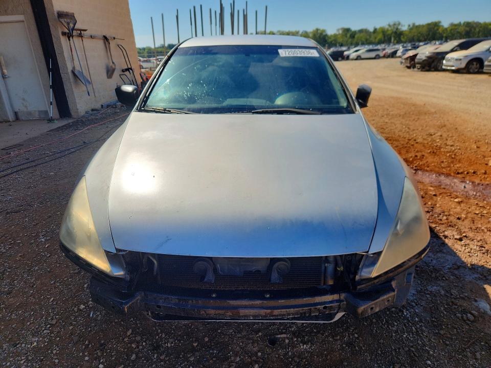 Снимка 5 от търг – 2005 HONDA ACCORD с VIN 1HGCM561X5A143894