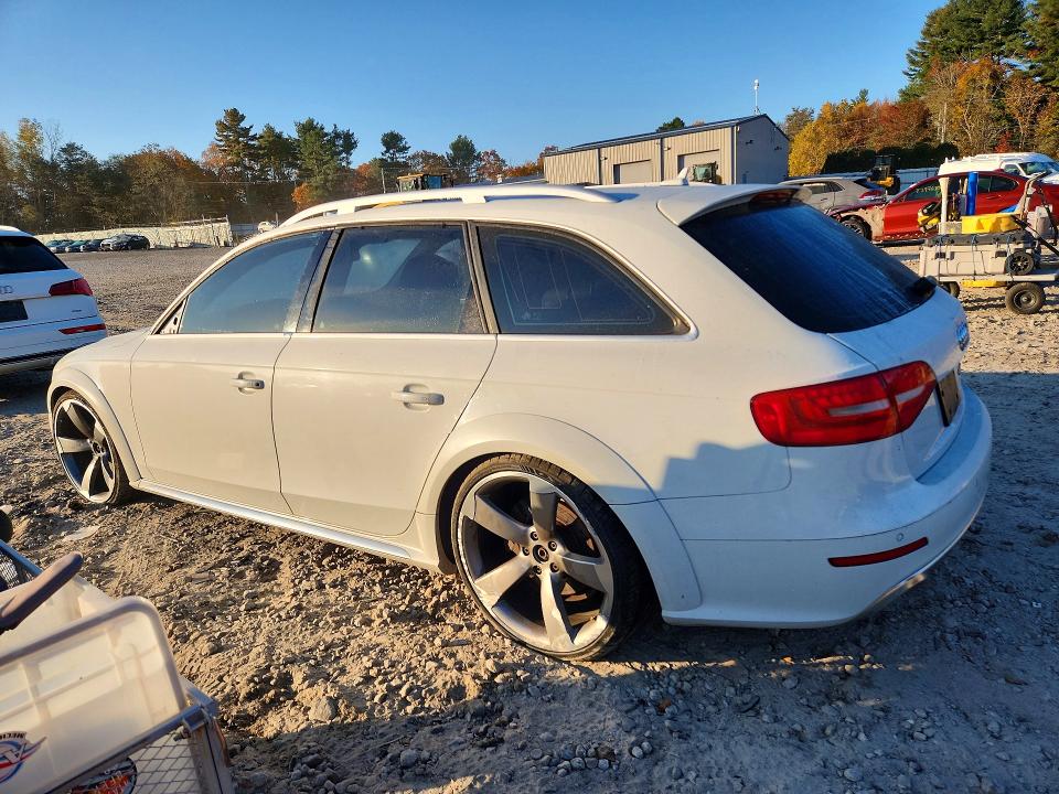 صورة رقم 2 من المزاد - 2013 AUDI A4 ALLROAD مع VIN WA1VFBFL0DA236692