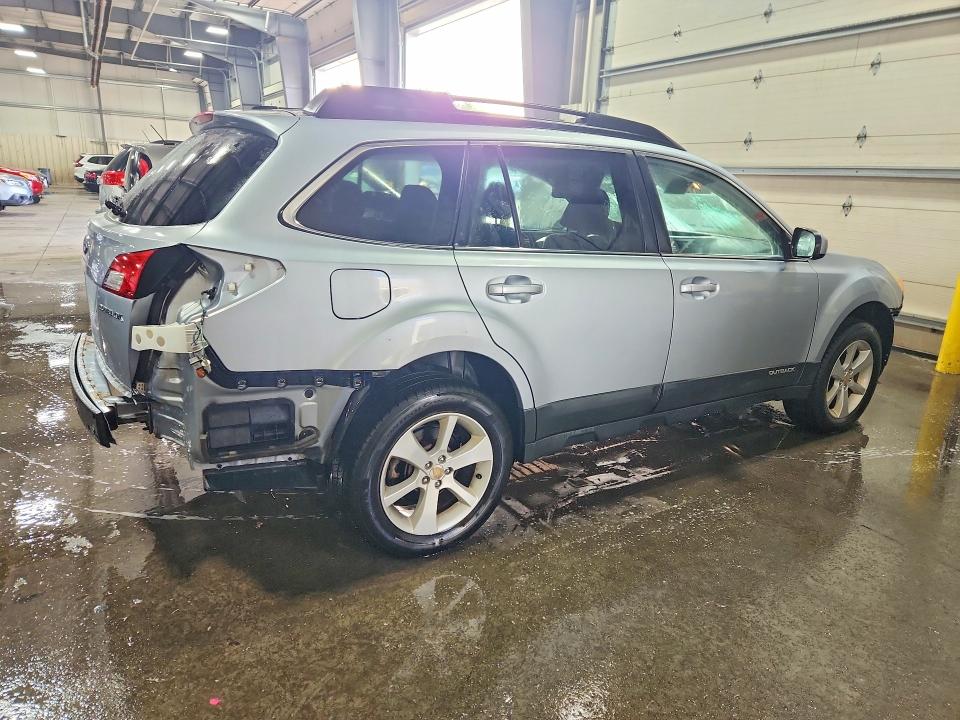 صورة رقم 3 من المزاد - 2013 SUBARU OUTBACK مع VIN 4S4BRCCC6D3320378