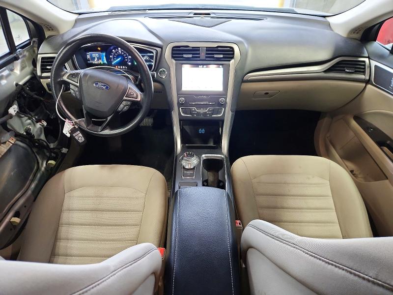Photo 8 from auction – 2019 FORD FUSION with VIN 3FA6P0LU3KR206779