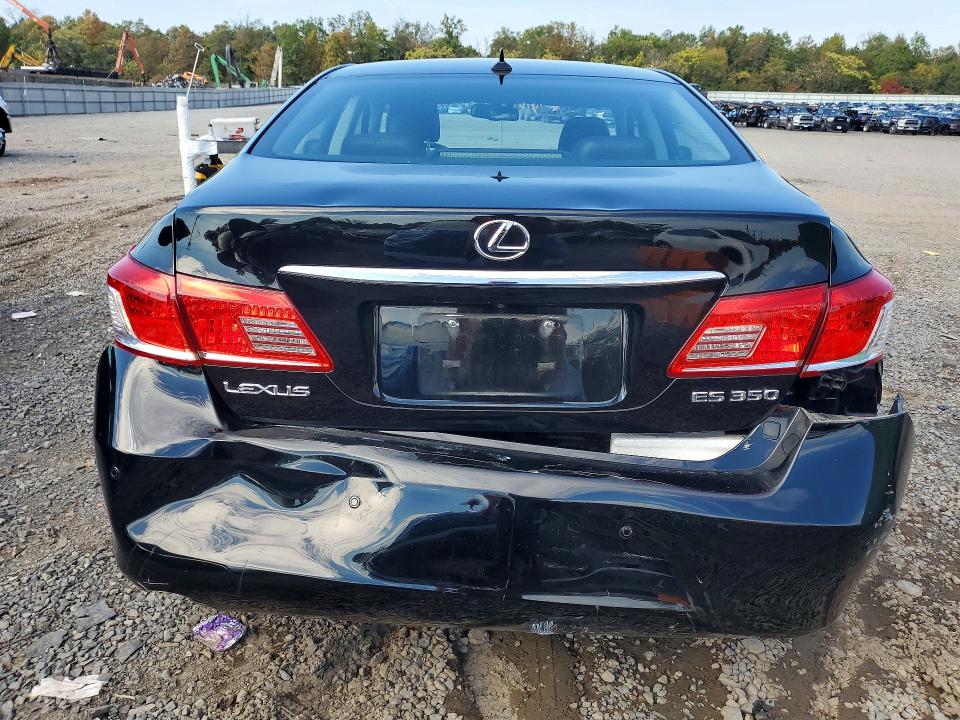 Foto 6 de la subasta – 2010 LEXUS ES con VIN JTHBK1EG0A2404595