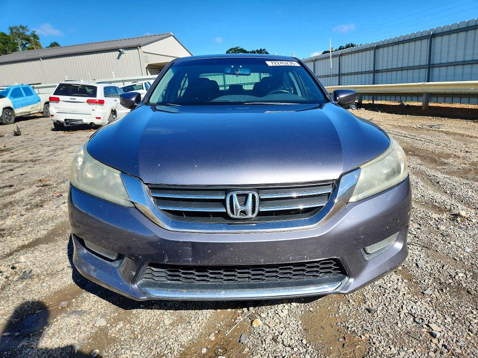 Снимка 5 от търг – 2013 HONDA ACCORD с VIN 1HGCR2F54DA065937